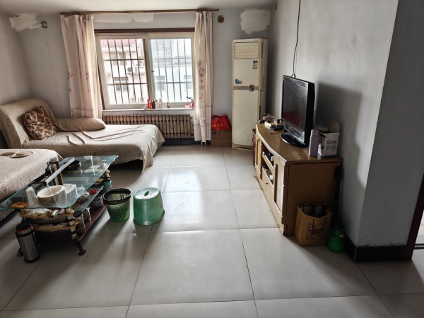 牟山一區(qū)，房屋出售！